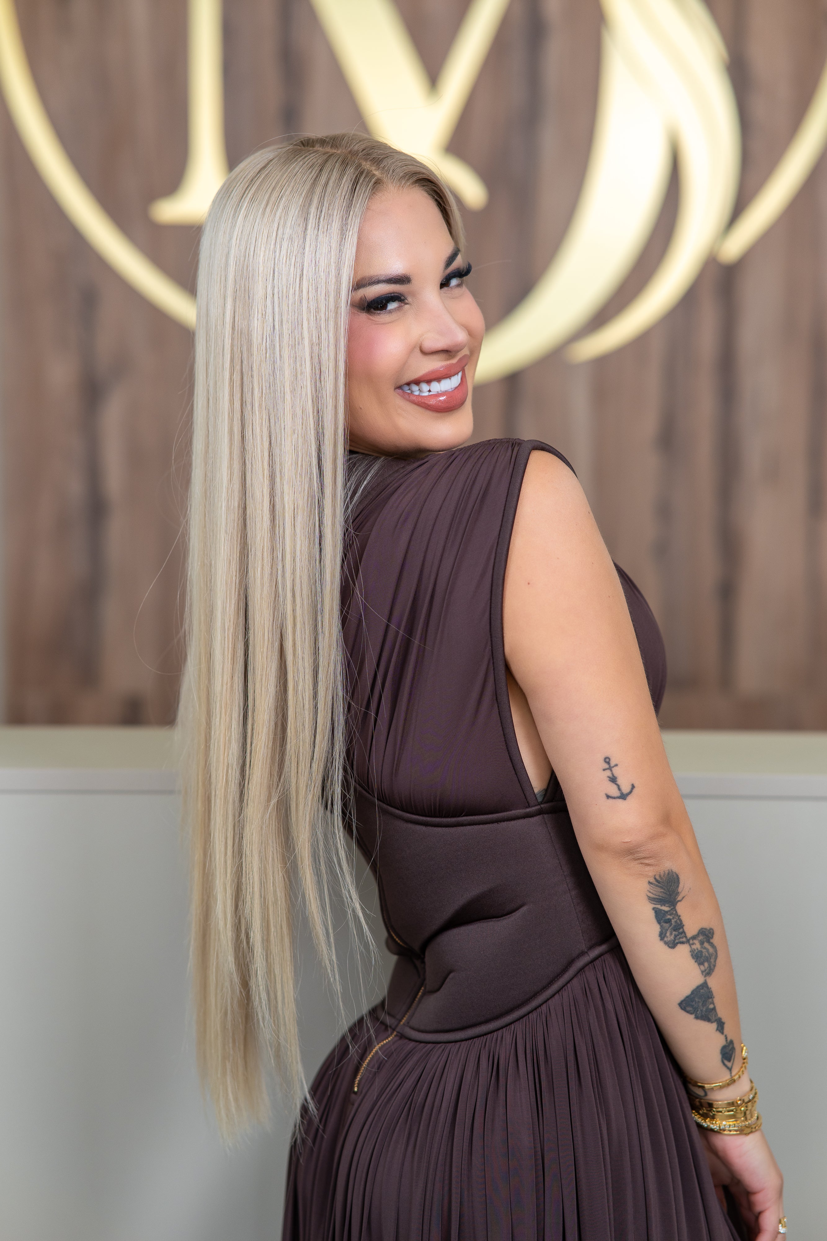 Eveline Wig | The Luxe