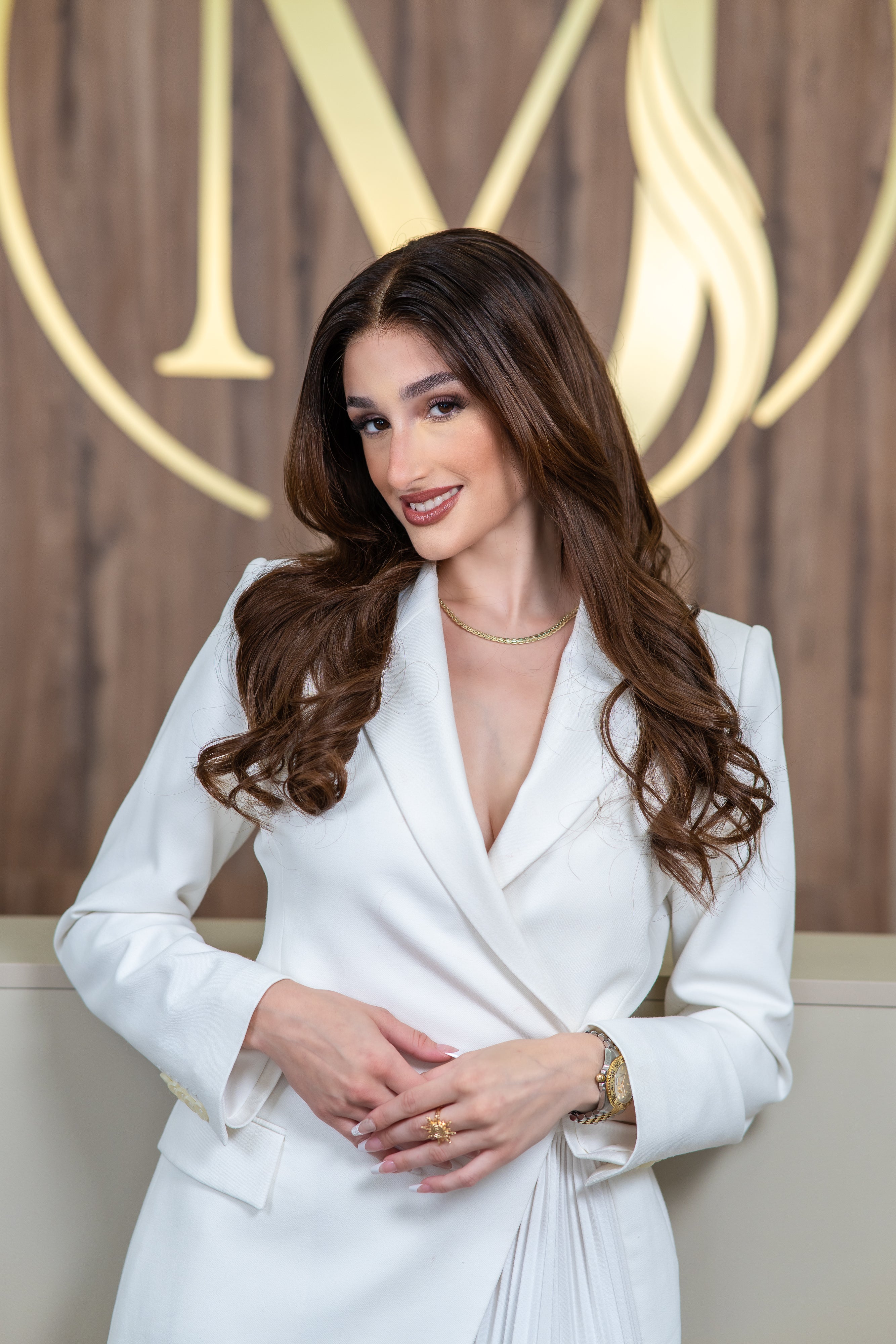 Daphne Wig | The Luxe